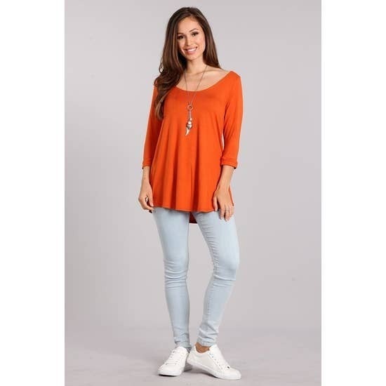 Basic 3/4 sleeve knit top