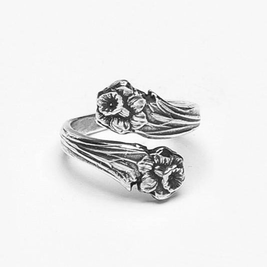Lilly Adjustable Ring