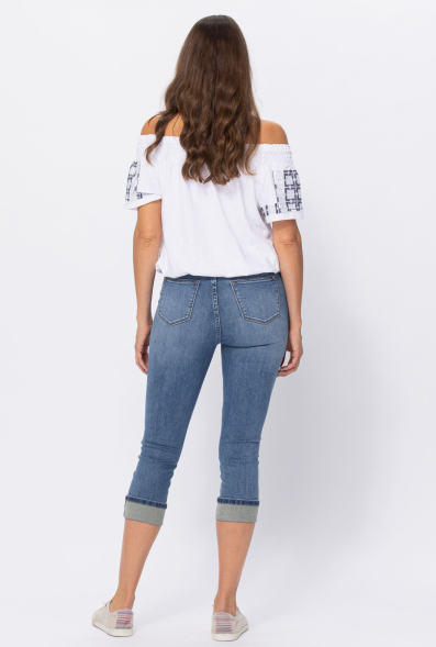 Judy Blue Cuffed Capri