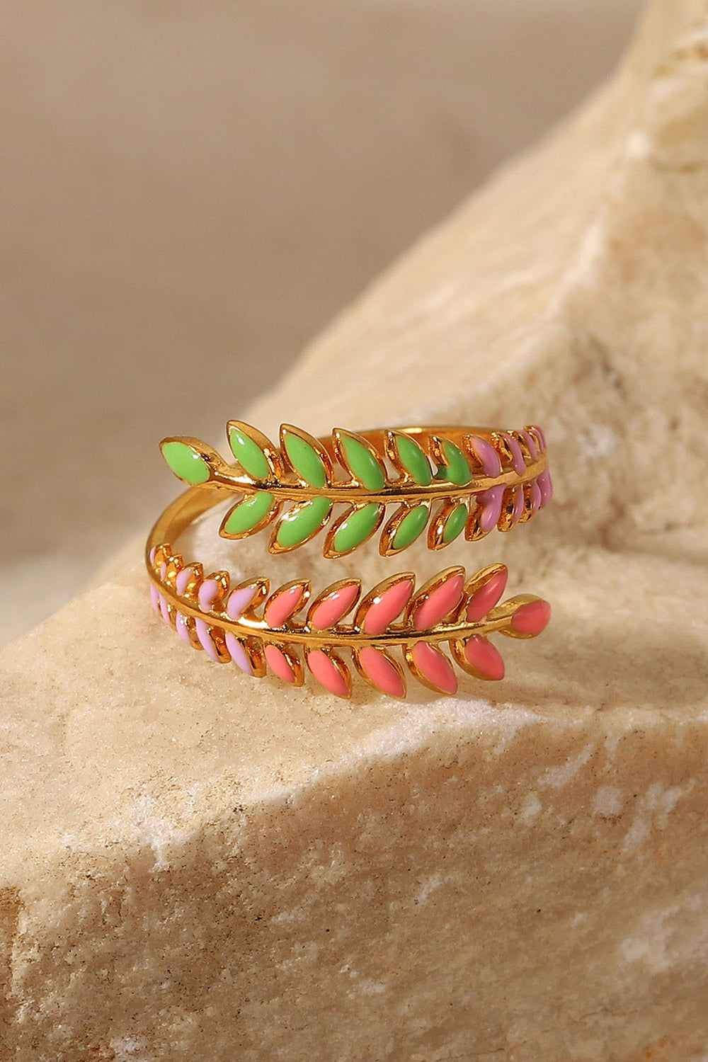 Multicolored Leaf Bypass Ring
