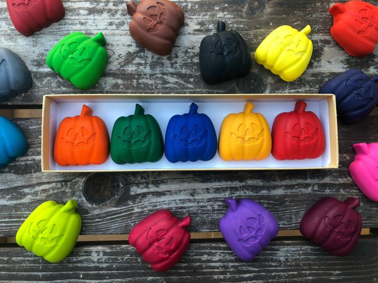 Halloween Pumpkin Crayons Gift Box